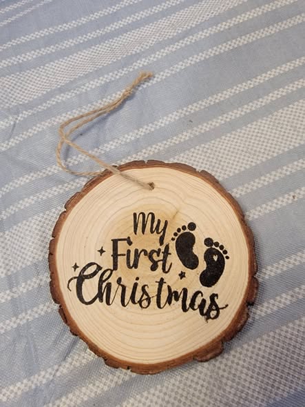 My First Christmas Wood Slice Ornament – Baby’s First Christmas Keepsake