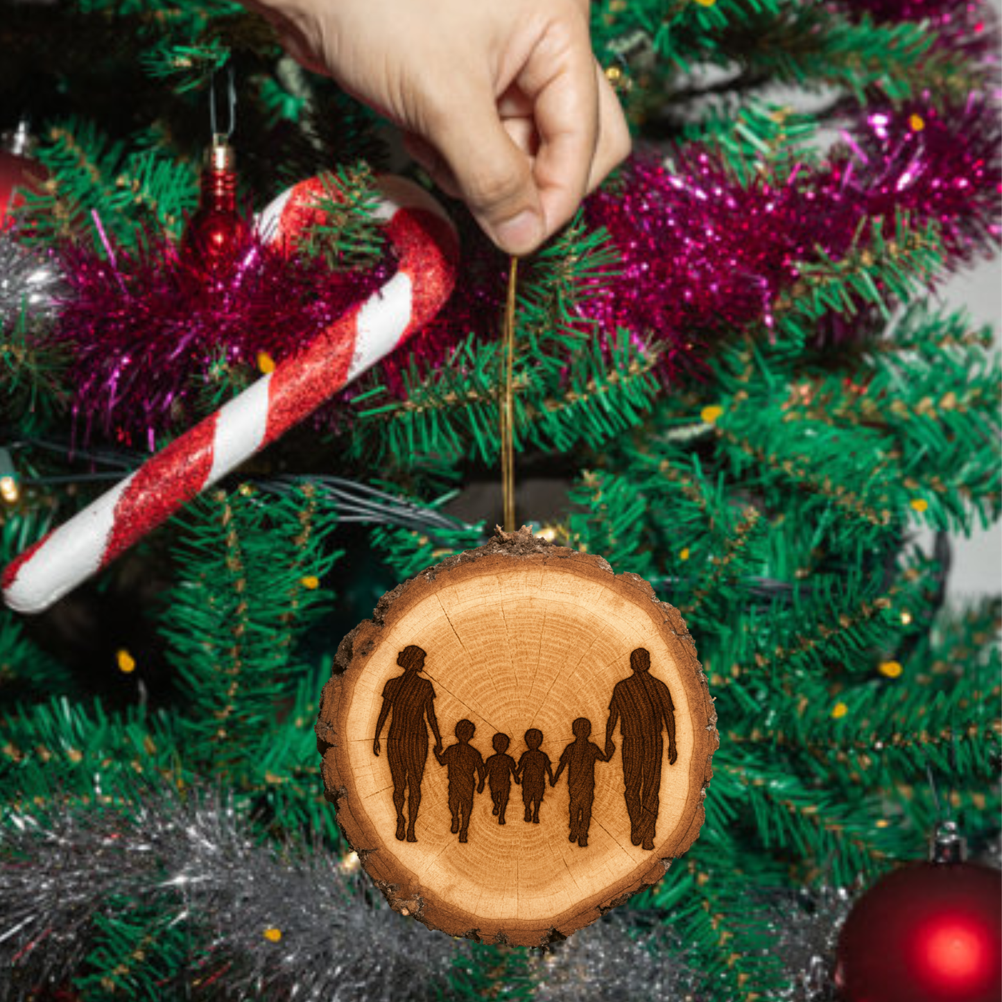 Custom Family Wood Slice Ornament – Personalized Family Christmas Decoration