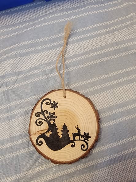 Rustic Woodland Reindeer Wood Slice Ornament – Christmas Tree Décor