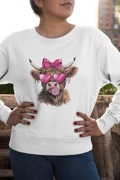 Valentines Highland Cow Graphic Sweatshirt – Cute and Quirky Farm-Themed Pullover