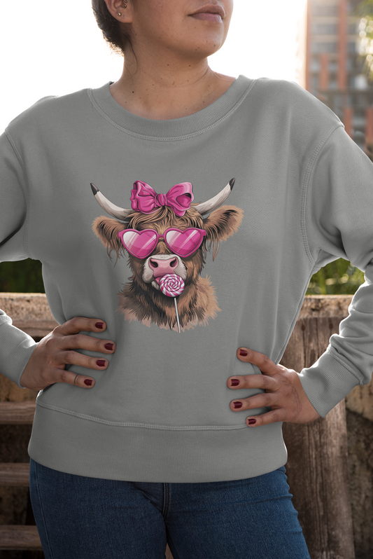 Valentines Highland Cow Graphic Sweatshirt – Cute and Quirky Farm-Themed Pullover